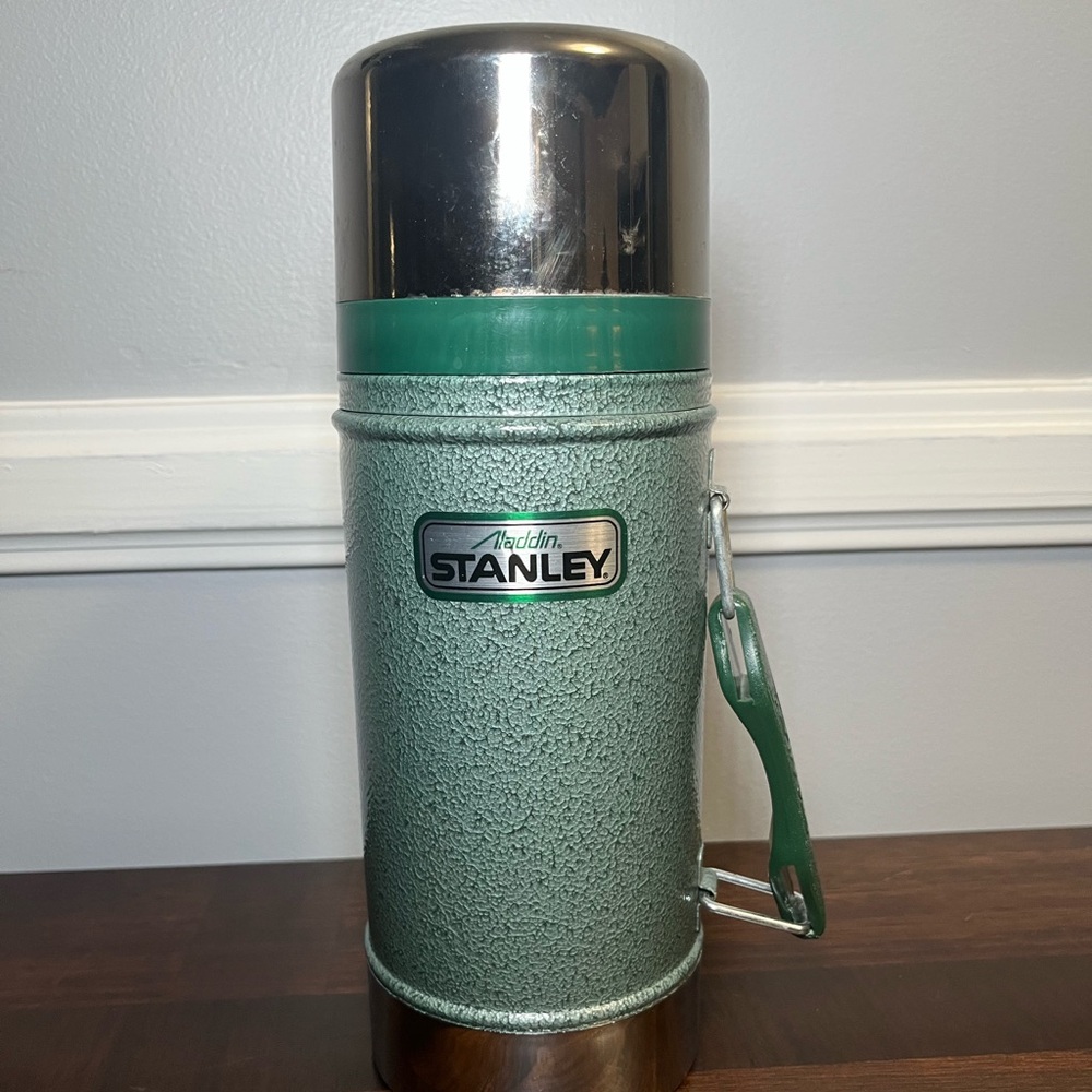 STANLEY THERMOS green new Stanley drink cup